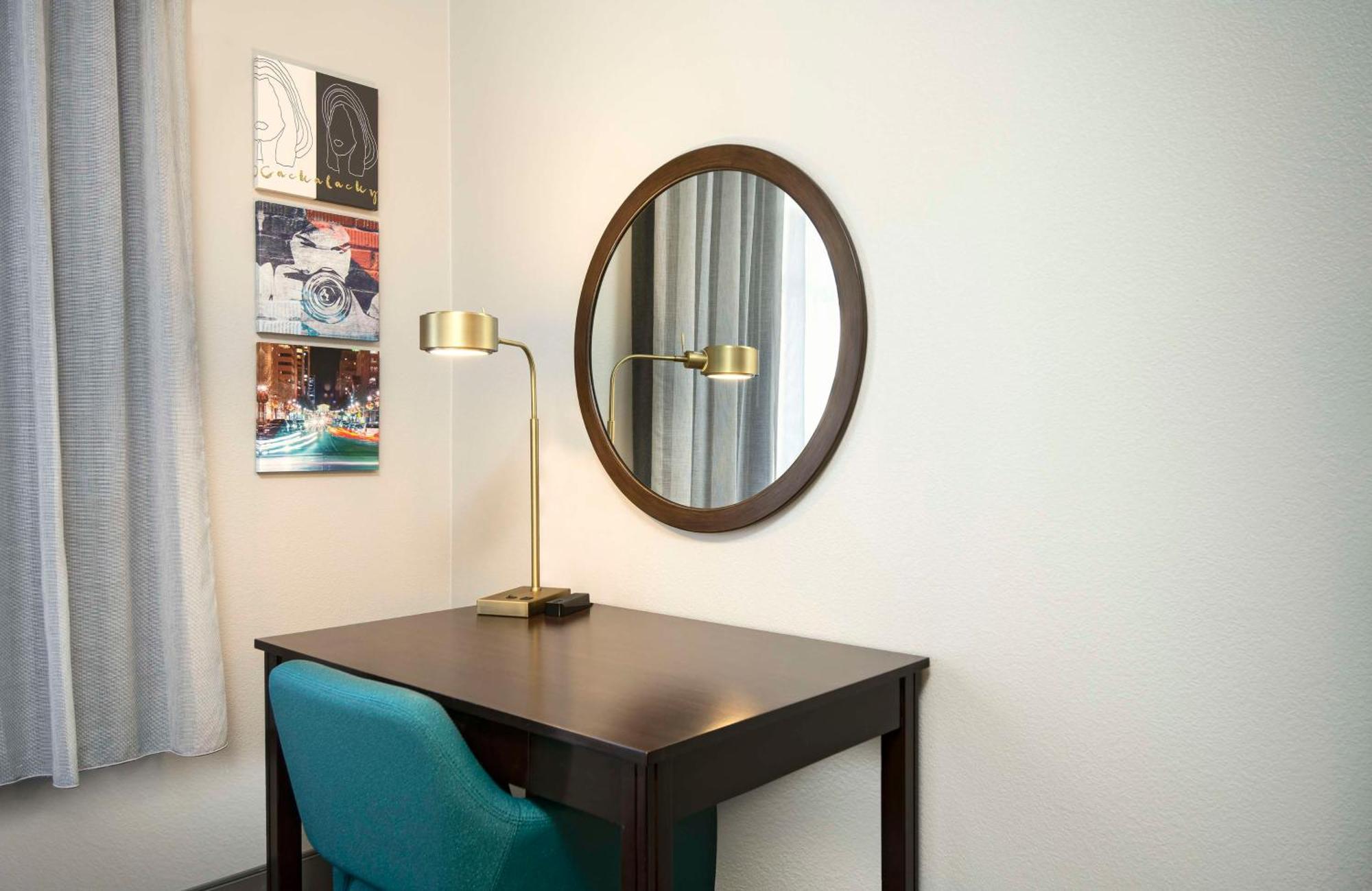 Hampton Inn & Suites - Raleigh Downtown Esterno foto