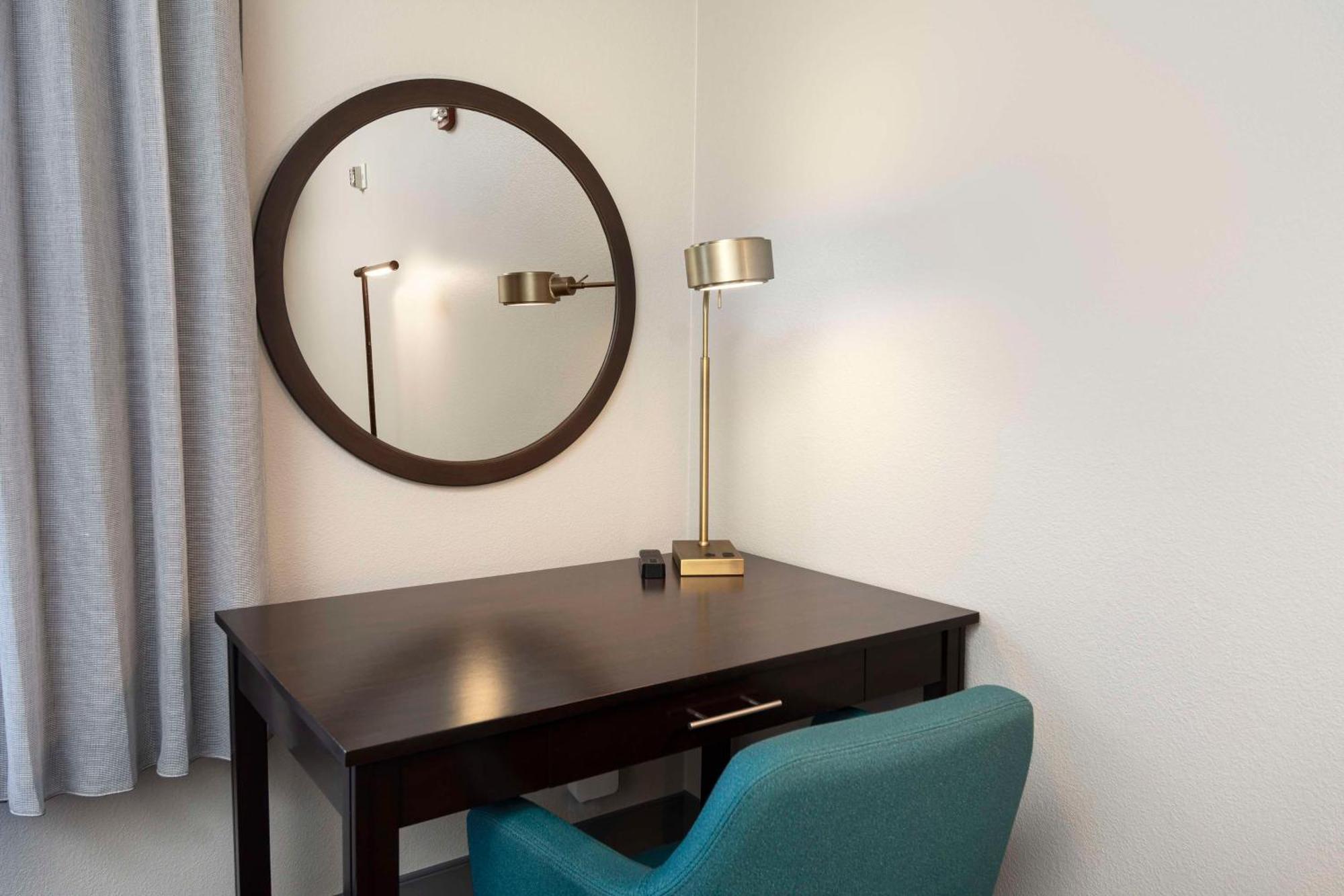 Hampton Inn & Suites - Raleigh Downtown Esterno foto