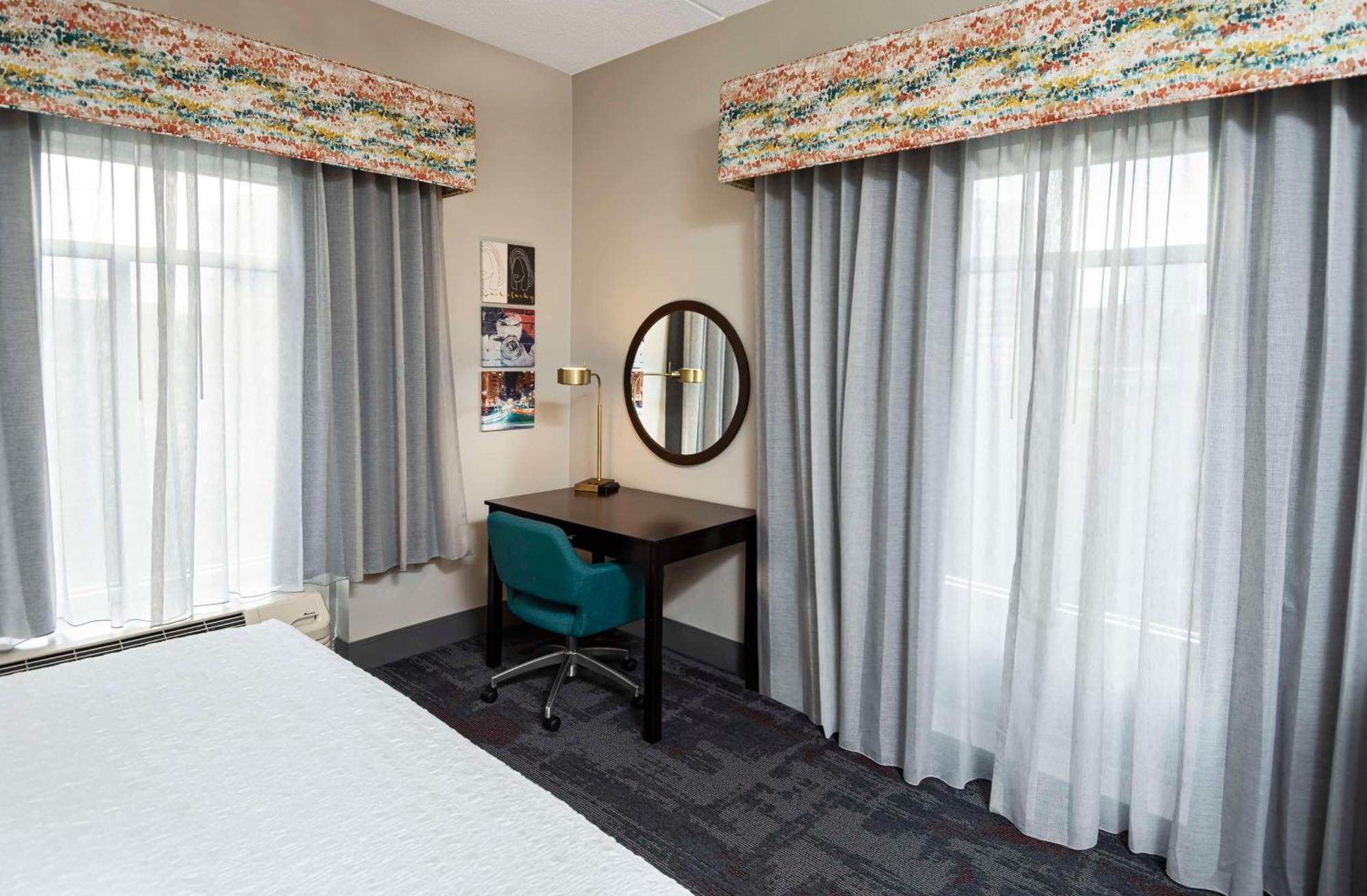 Hampton Inn & Suites - Raleigh Downtown Esterno foto